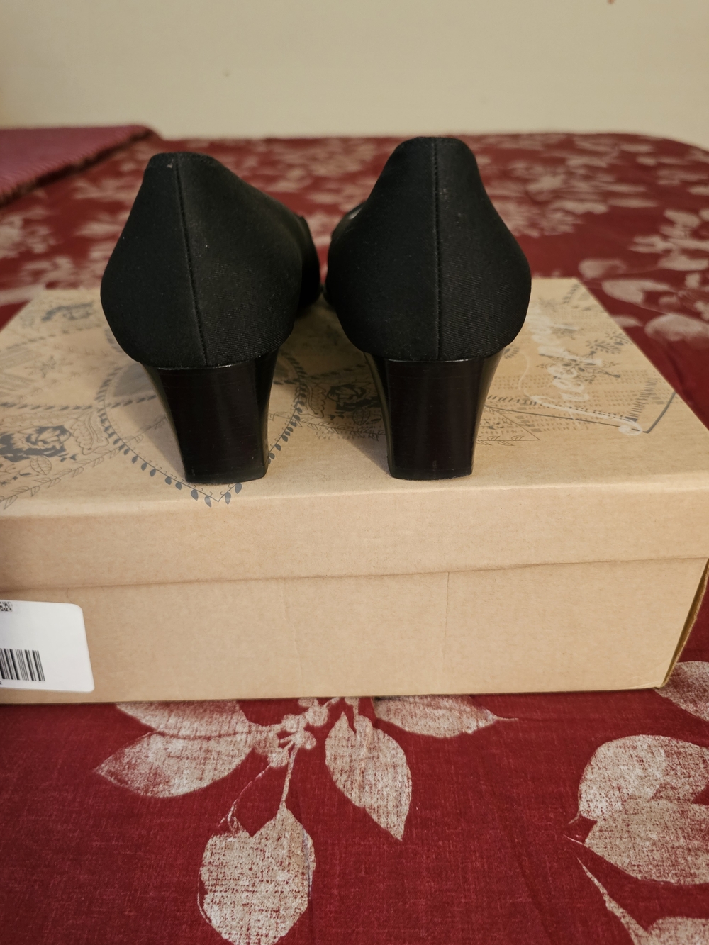 Salvatore Ferragamo Black Canvas Square-Toe Pumps - Picture 5 of 6